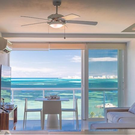 Beachfront Luxury Apartments Канкун Экстерьер фото