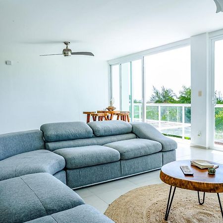 Beachfront Luxury Apartments Канкун Экстерьер фото