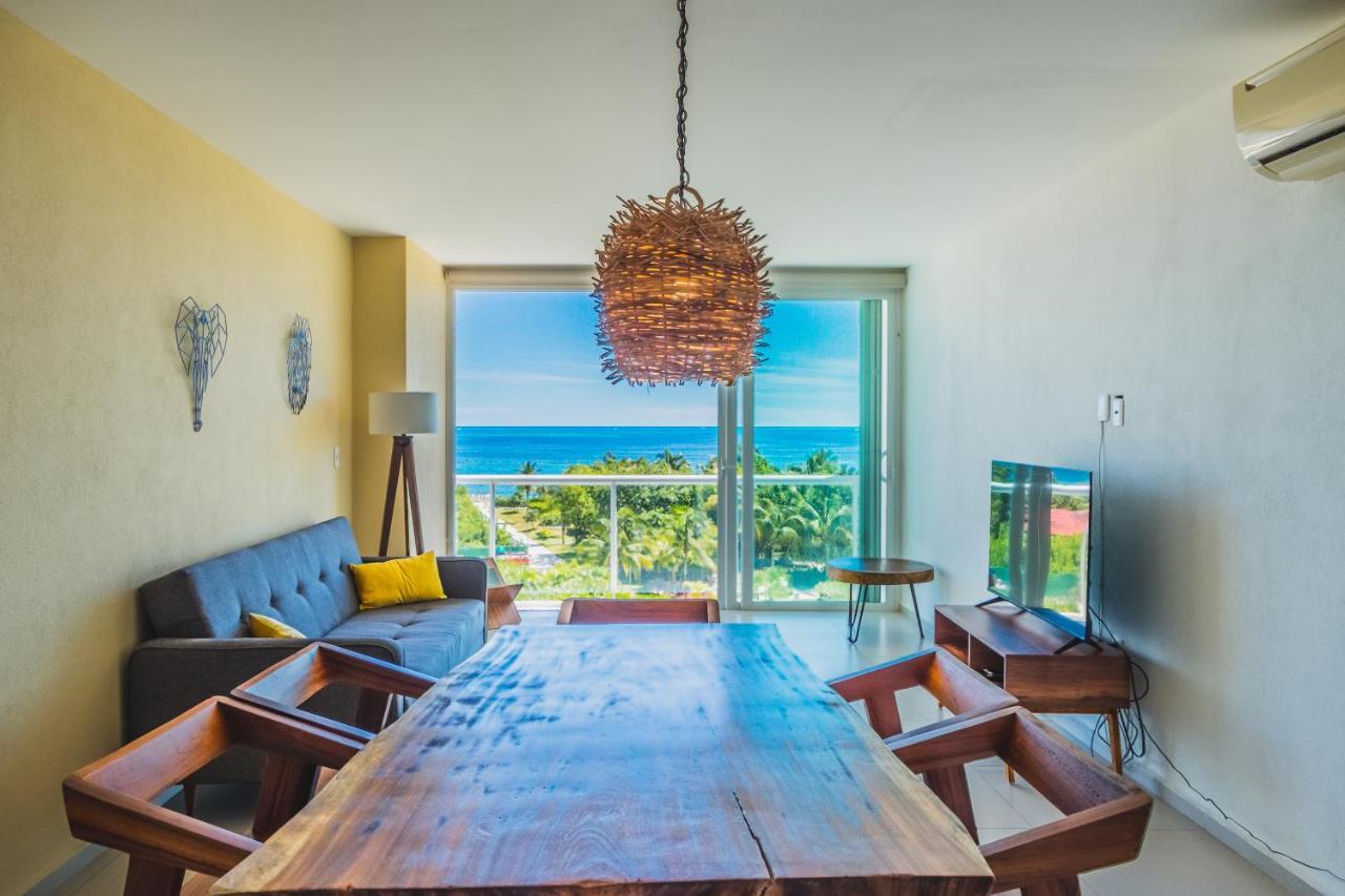 Beachfront Luxury Apartments Канкун Экстерьер фото