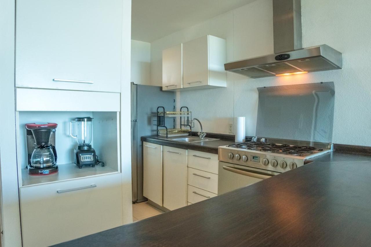 Beachfront Luxury Apartments Канкун Экстерьер фото