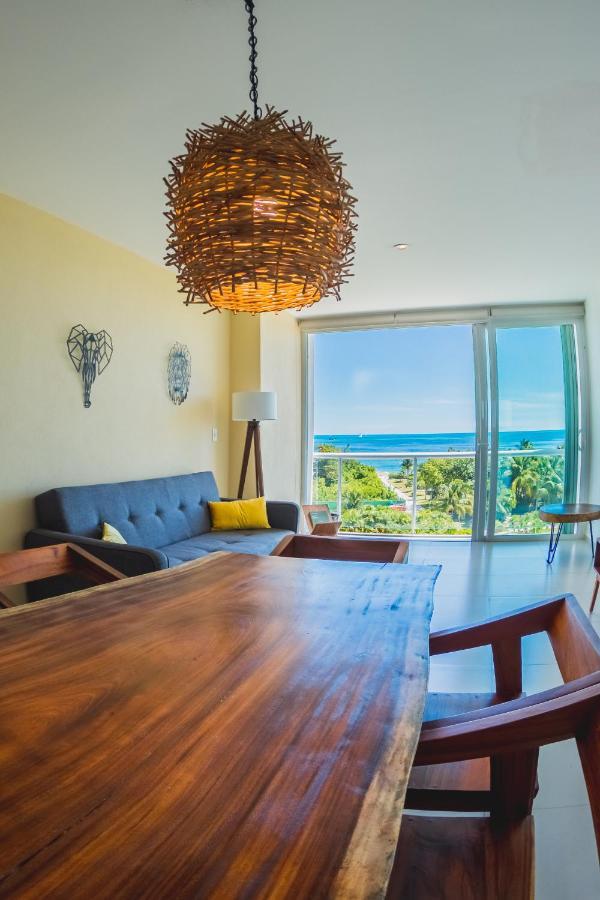 Beachfront Luxury Apartments Канкун Экстерьер фото