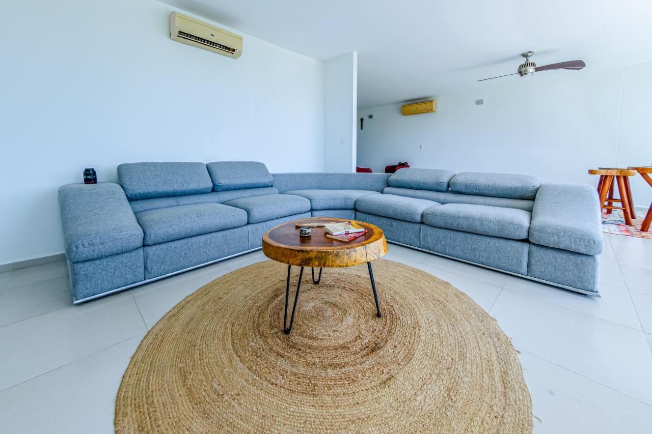 Beachfront Luxury Apartments Канкун Экстерьер фото