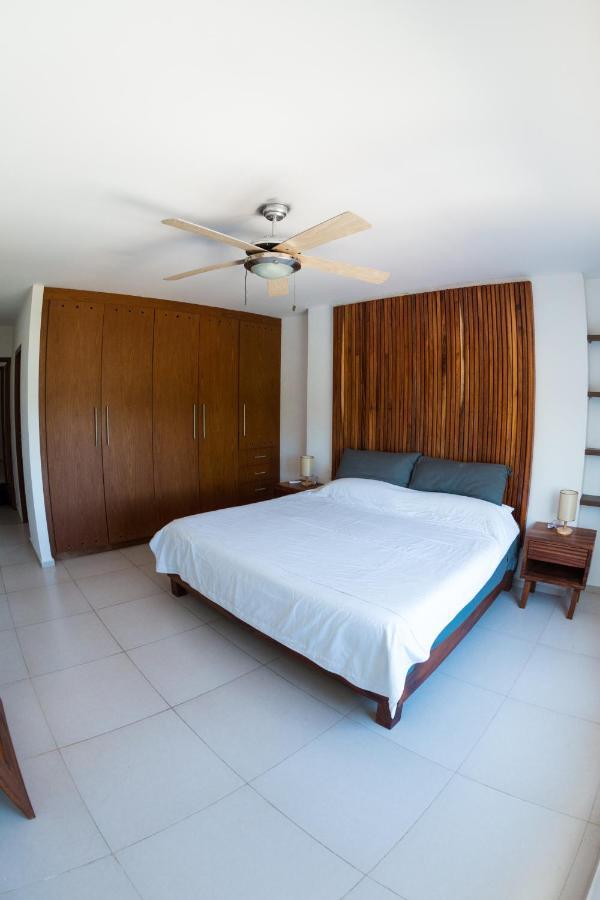 Beachfront Luxury Apartments Канкун Экстерьер фото