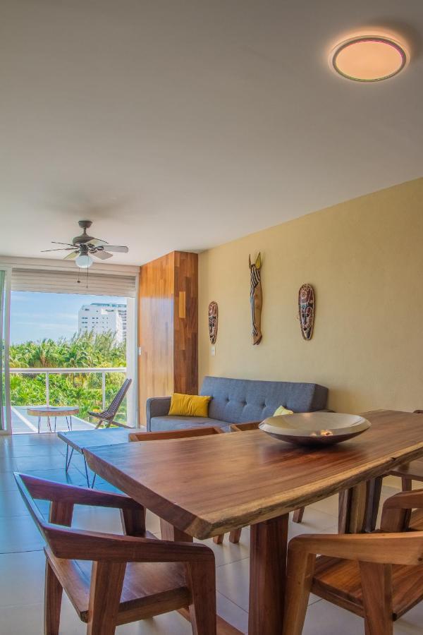 Beachfront Luxury Apartments Канкун Экстерьер фото